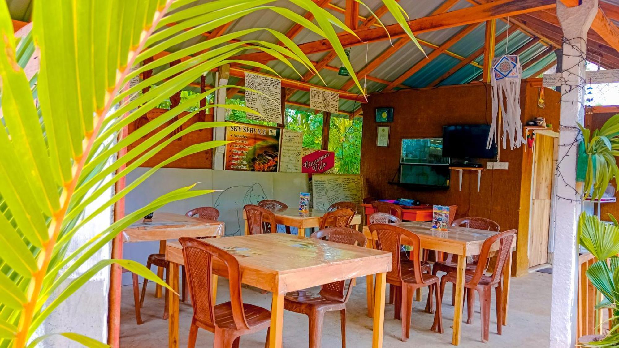 Sigiri Sky Home & Treehouse Sigiriya Esterno foto