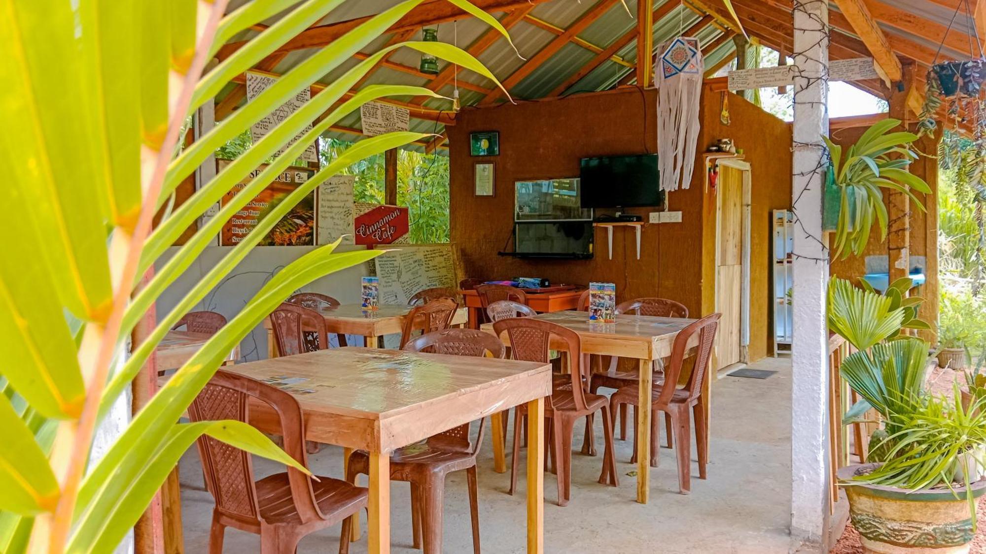 Sigiri Sky Home & Treehouse Sigiriya Esterno foto