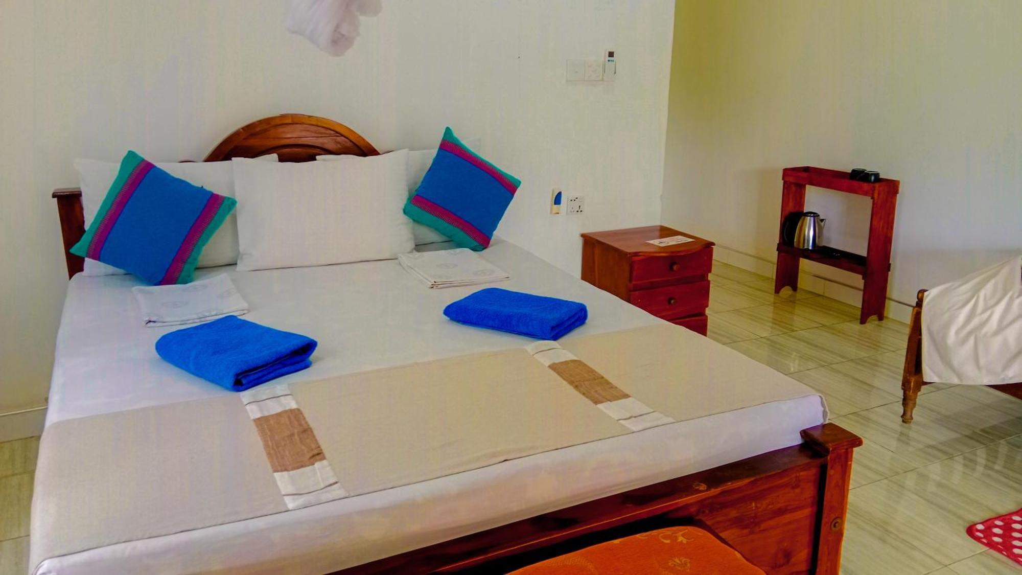 Sigiri Sky Home & Treehouse Sigiriya Esterno foto